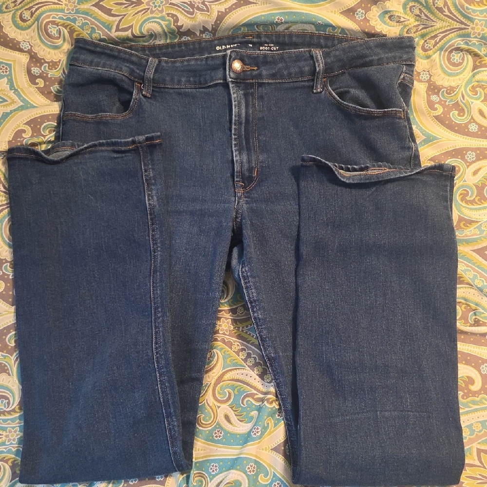 Old Navy Women's Boot Cut Jeans in Dark Blue